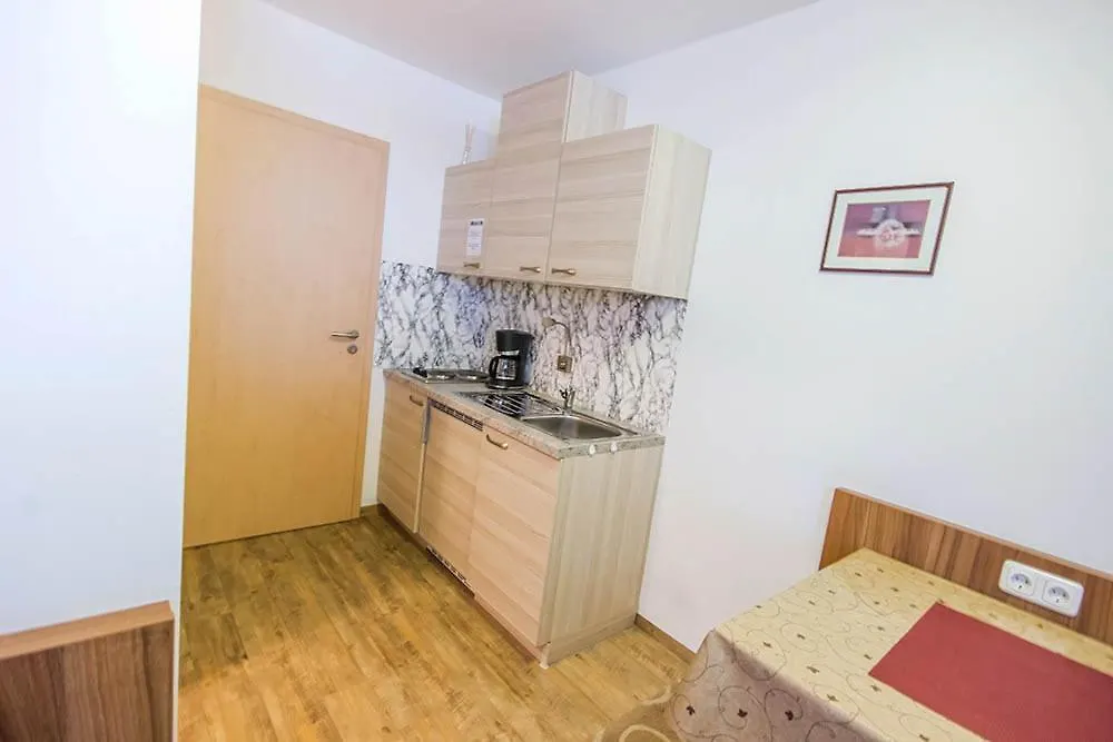 Ferienwohnung Zum Hopfenbauer Rudelzhausen 0*,  Deutschland